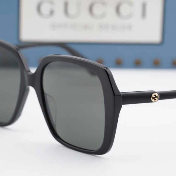 Gucci GG0533SA 001 Square Sunglasses - Black/Grey main image 4